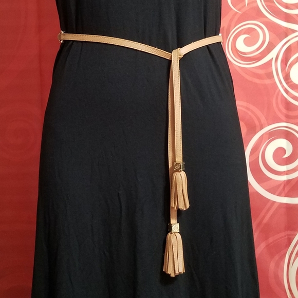 Tory Burch Accessories - NWOT Tory Burch Tan and Gold Belt with Tassels